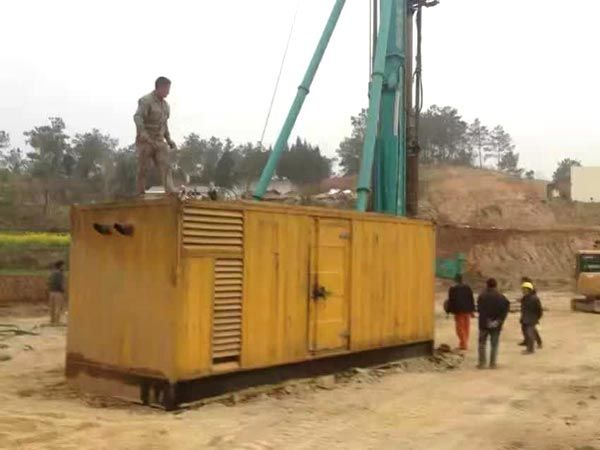 繁昌如何判断水冷式机油散热器密封件是否需要更换？